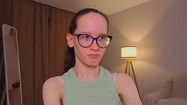 bettybrowni - BettyBrowni's free webcam - UK Sex Cams