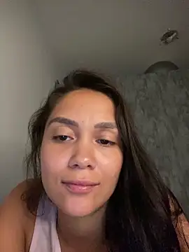 carolsapequinha from StripChat is Freechat