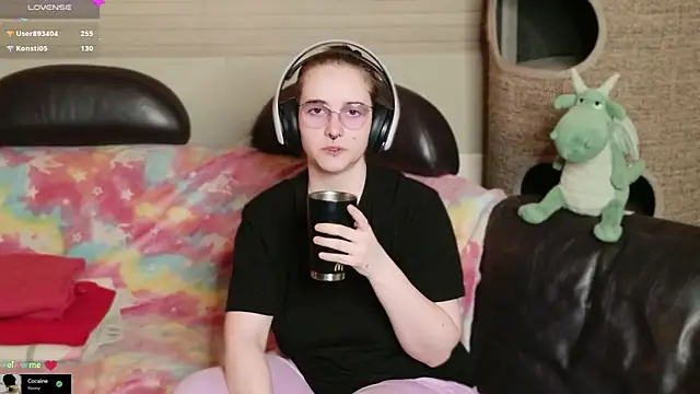 gamergirl_eve (G young) - cum for you show LT 4 vids