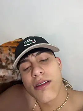 Lander_Cruz's live cam