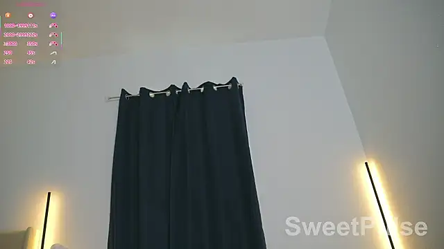 SweetPulse's Stripchat show and profile