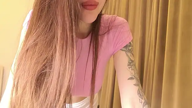 ActiveDi live sex cam