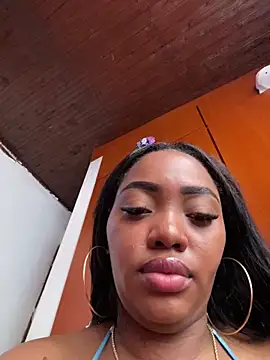 Webcam Model (MonicaSex_) is live