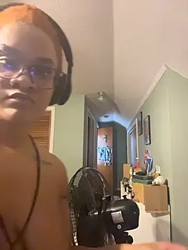 Preview of nickytheehawtie