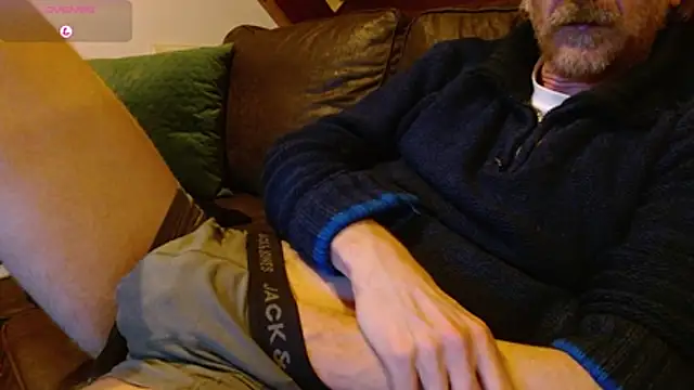 vrenico-sc (Ask my age) - Toy in ass