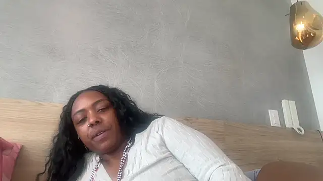 ChocolateCakeQueen webcam