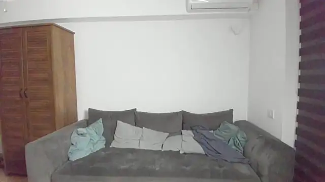 zkkblitz (Ask my age) - Cum at goal !!!