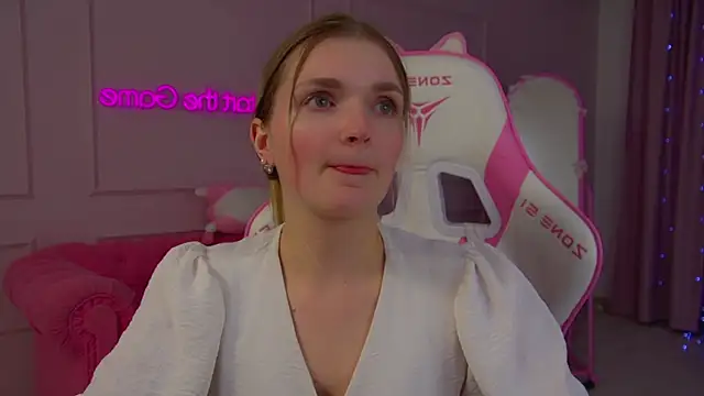 annyraii - AnnyRaii's free webcam - UK Sex Cams