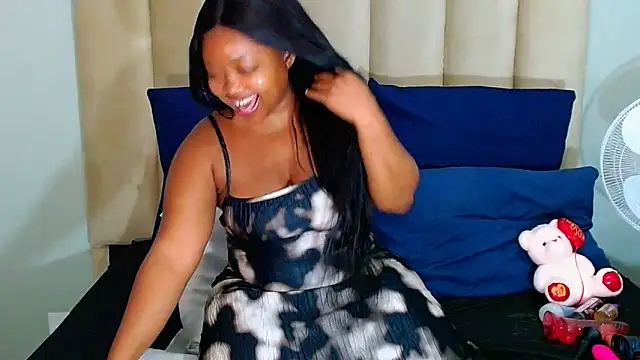 sexyasstinaxxx (F milf) - finger asshole