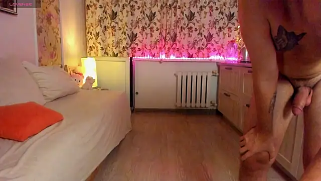 OceanSkyBaby live sex cam