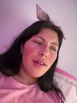 giuliabianchi - GiuliaBianchi's free webcam