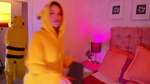 miaablake_ - MiaaBlake_'s free webcam