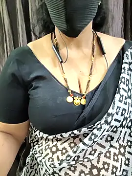 Webcam Model (bhuvana_555)  is live.Free join now!