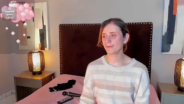 seraphine_star - Seraphine_star's free webcam - UK Sex Cams