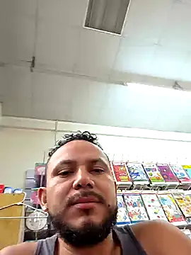 alvijb - ALVIJB's free webcam - UK Sex Cams