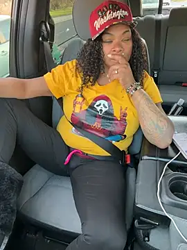 HaloRodeoLover2 live sex cam