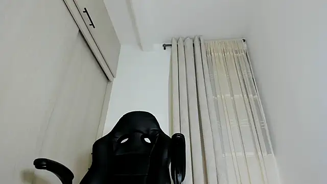 biscuit_oliva (M young) - CUM