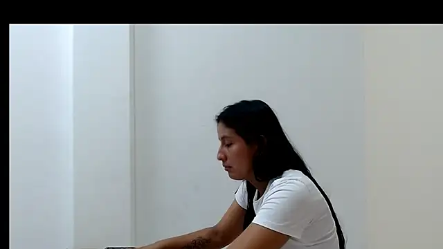 novahot98 - NOVAHOT98's free webcam - UK Sex Cams