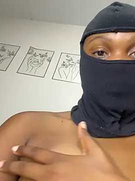 StupidNaturalPhatBooty_ live sex cam