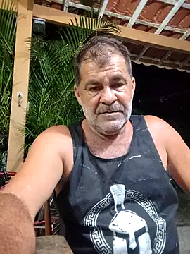 Peludo173317's live cam