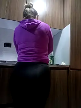 Webcam Model (coral_smitth)  is live.Free join now!