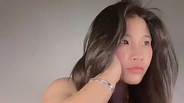 hello_mie from StripChat is Freechat