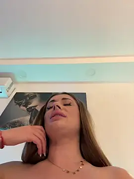 IsabellaEtthan's Stripchat show and profile