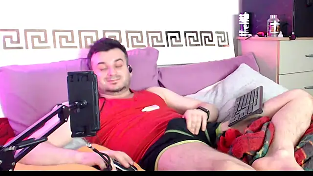 iuligruia69 - Iuligruia69's free webcam - UK Sex Cams