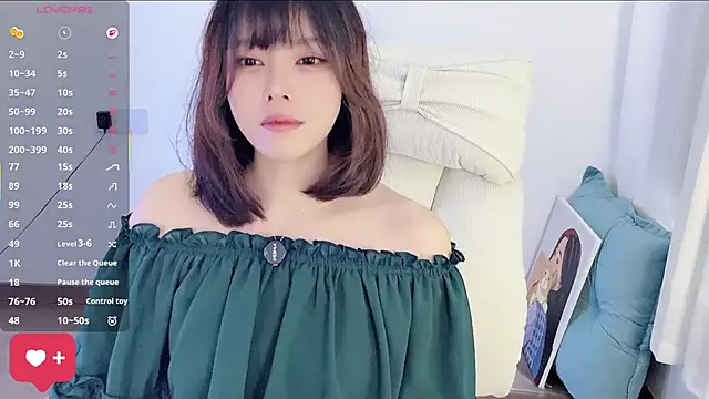 美女peachy_kiss在线直播