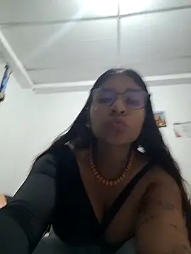 sofythom1 - Sofythom1's free webcam - UK Sex Cams