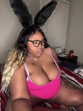 Chocolatebunnyxx96