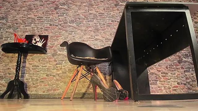 MissAgata live sex cam