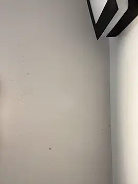 mellyj053 - Mellyj053's free webcam - UK Sex Cams