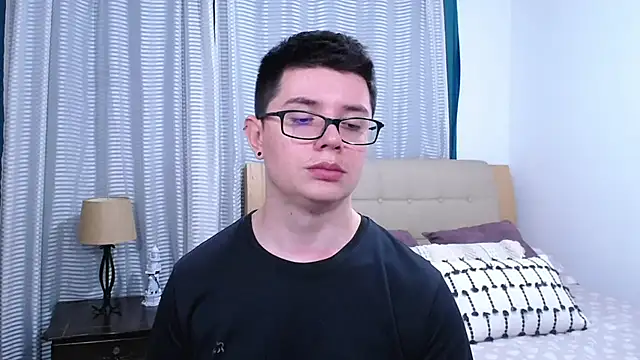 blackfoxxx69 - BlackFoXXX69's free webcam - UK Sex Cams