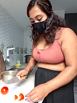 Bristy- live sex cam