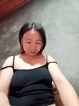 pretty_girl_2 - Pretty_girl_2's free webcam