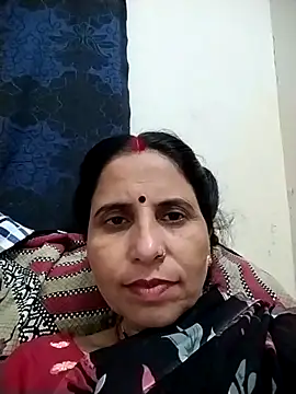 Webcam Model (Hot_liya54)  is live.Free join now!