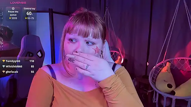 lottiereed - LottieReed's free webcam