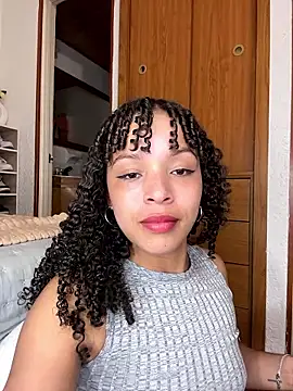 yasmin777_ - Yasmin777_'s free webcam