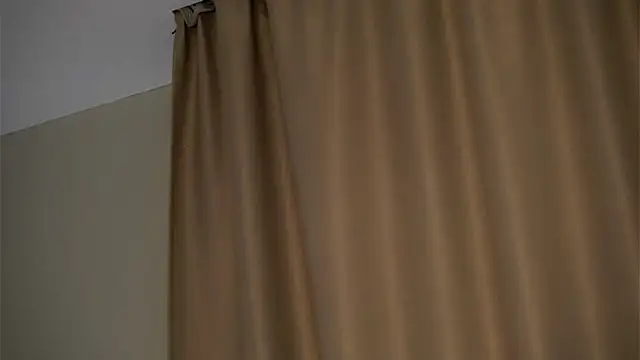 EffieHenri live sex cam