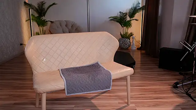 KittyCaitlin live sex cam