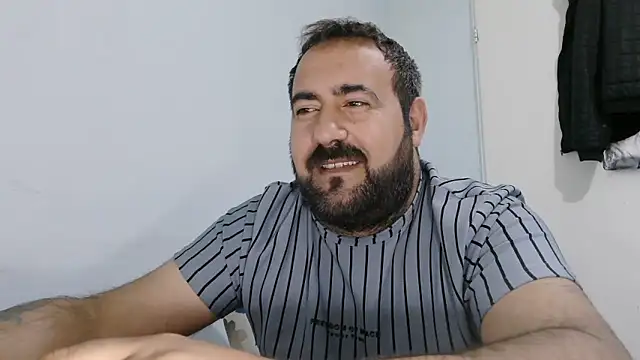 mio_jaks (Ask my age) - Does anyone want sperm? :wanker: