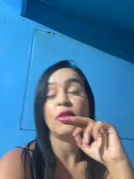 _kathaLopez_'s Stripchat show and profile