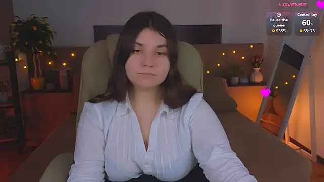 viola__shy - Viola__Shy's free webcam