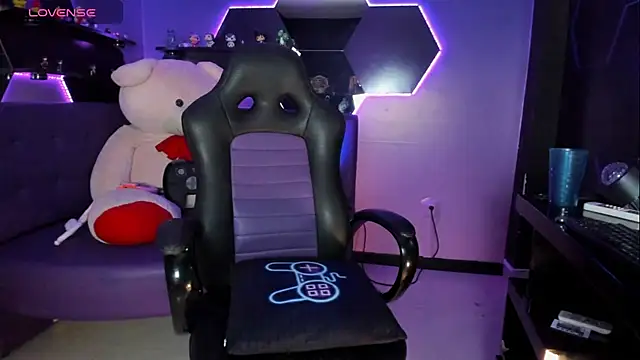 daphneharrison - DaphneHarrison's free webcam