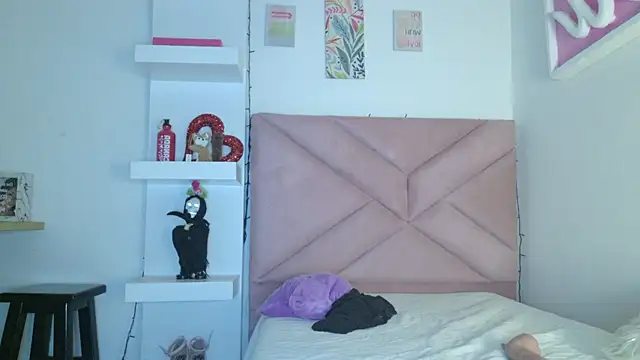 eva_sin18 - Eva_sin18's free webcam - UK Sex Cams