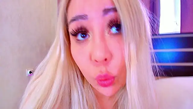 yulianna_smith - Yulianna_Smith's free webcam