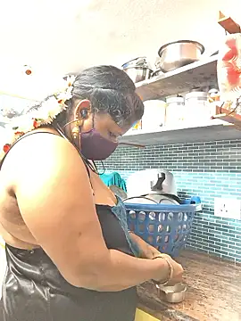 Webcam Model (bakyasree143)  is live.Free join now!