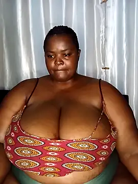 chubbymommy201 (F young) - Mommy to get a new toy❤️ 😍