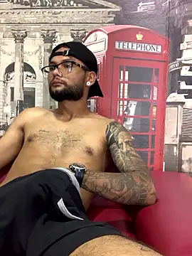 kylejoss30 (M twink) - 🍆Show Naked 🍆